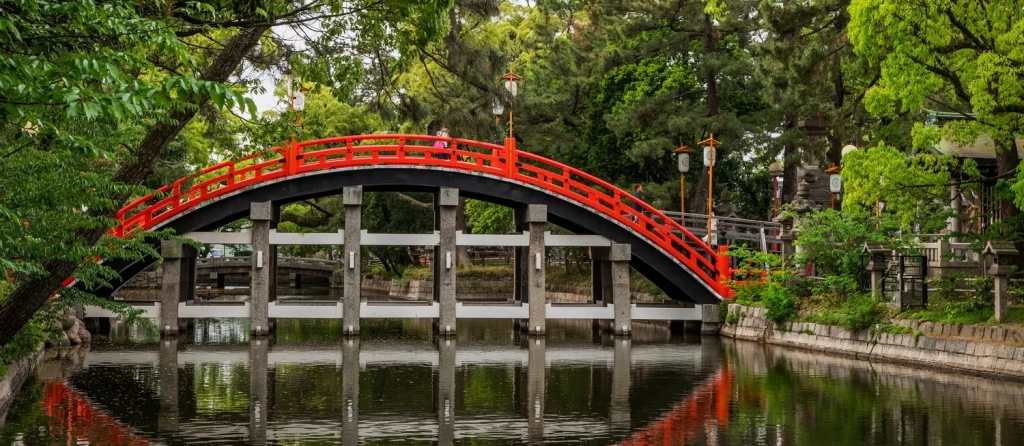 мост на территории храма Сумиёси-тайся